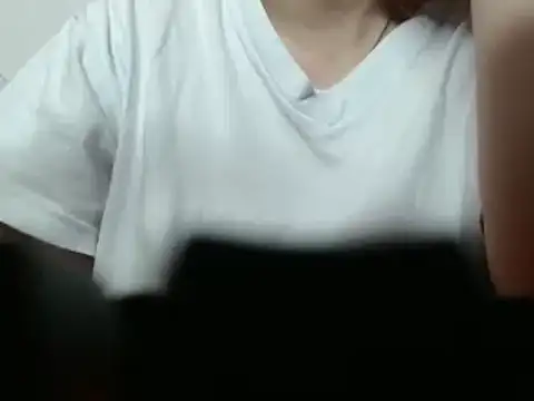 Snapshot of 69liamilk69 chatting on January 4, 2025, 4:54 am 69liamilk69 online show from January 4, 2025, 4:54 am