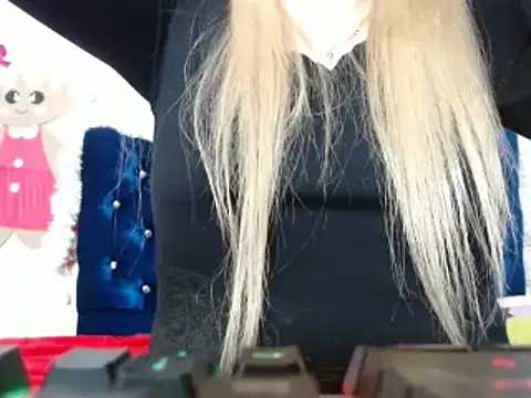 Snapshot of 69liamilk69 chatting on January 23, 2025, 4:30 am 69liamilk69 online show from January 23, 2025, 4:30 am