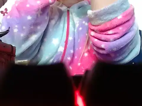 Snapshot of 69liamilk69 chatting on October 19, 2025, 4:37 am 69liamilk69 online show from October 19, 2025, 4:37 am