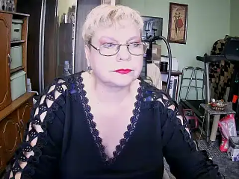 LOLA8888 online show from October 9, 2025, 10:16 am