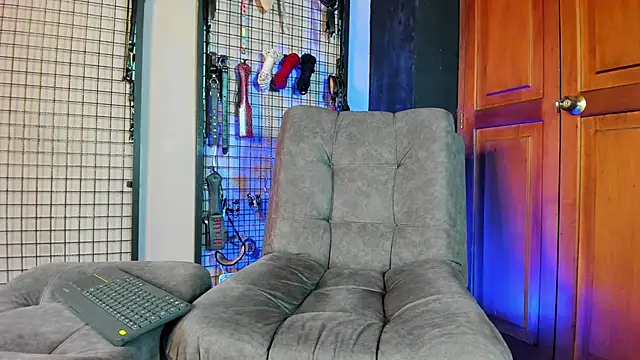 Twisted Fantasy online show from March 14, 2025, 8:06 pm