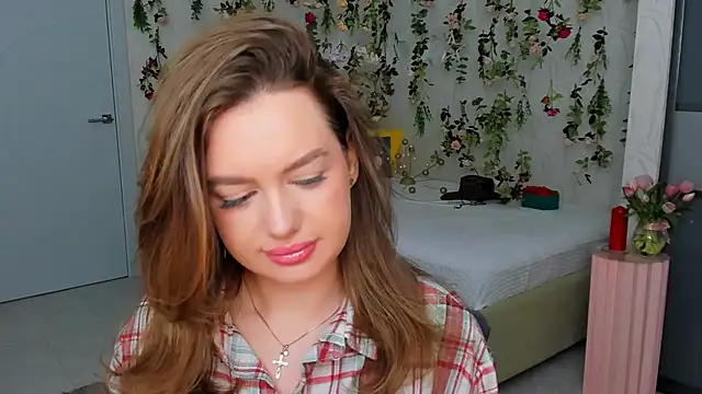 Snapshot of MiracleCurly chatting on March 16, 2026, 4:10 pm MiracleCurly online show from March 16, 2026, 4:10 pm