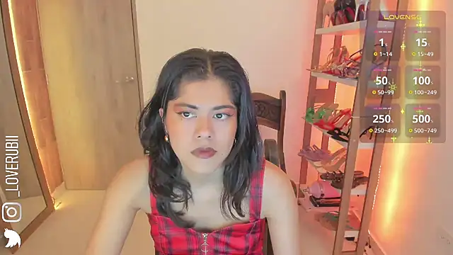 loverubii online show from February 5, 2026, 5:25 am