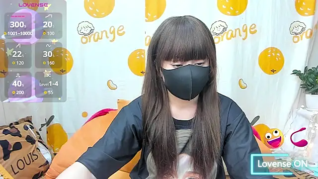 alonelove   online show from April 22, 2026, 2:29 am