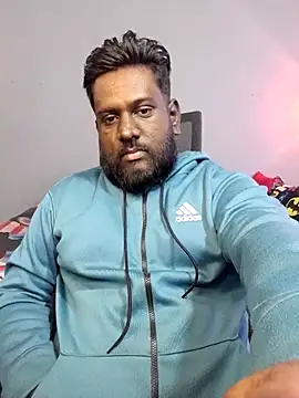 Rayansmith  online show from January 5, 2026, 11:30 pm