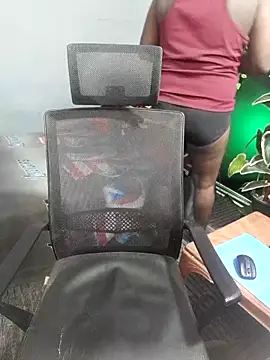 Rayansmith  online show from November 16, 2025, 10:53 am