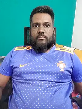 Rayansmith  online show from February 28, 2026, 10:42 pm