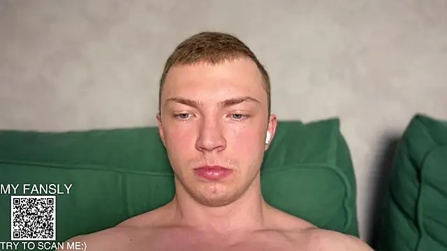 Snapshot of iron__chap chatting on May 30, 2026, 7:04 am iron chap online show from May 30, 2026, 7:04 am