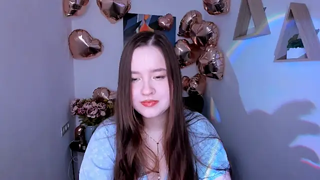 Snapshot of WishToBloom chatting on February 13, 2026, 5:07 am WishToBloom online show from February 13, 2026, 5:07 am