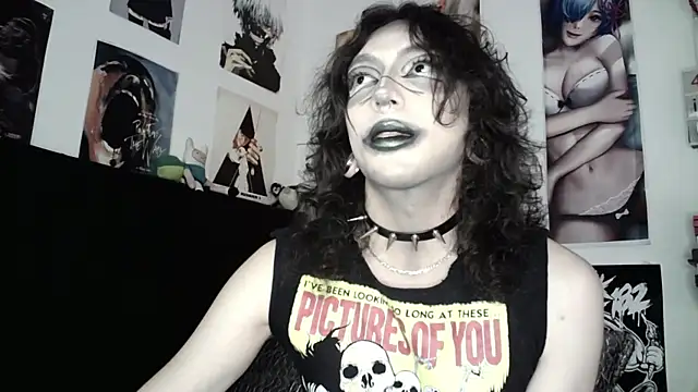 kiiler queen online show from June 9, 2026, 7:04 pm