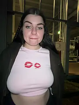 EllyNora online show from July 15, 2026, 8:49 pm
