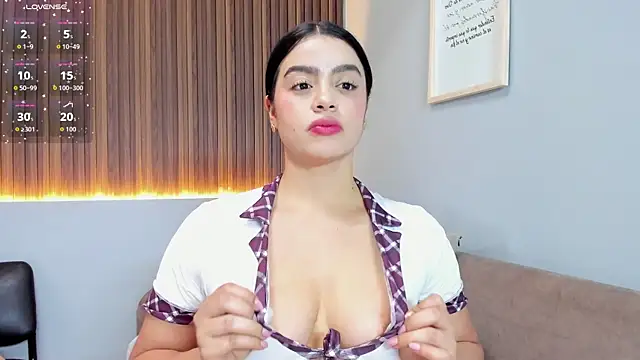 Snapshot of Paula_Desousa chatting on August 7, 2026, 5:30 pm Paula Desousa online show from August 7, 2026, 5:30 pm
