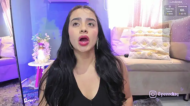Snapshot of Paula_Desousa chatting on July 15, 2026, 7:43 pm Paula Desousa online show from July 15, 2026, 7:43 pm