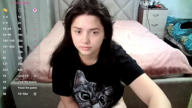 juliettkalen online show from July 6, 2026, 2:29 am