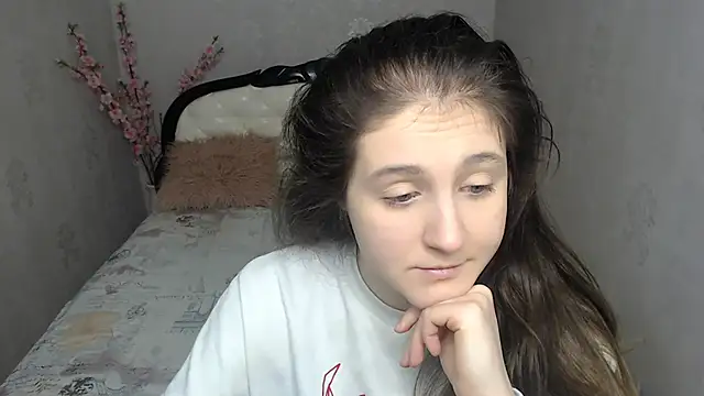 Snapshot of Holliy_Cooper chatting on February 9, 2026, 6:55 am Holliy Cooper online show from February 9, 2026, 6:55 am