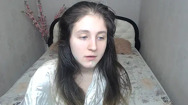 Snapshot of Holliy_Cooper chatting on February 18, 2026, 9:17 am Holliy Cooper online show from February 18, 2026, 9:17 am