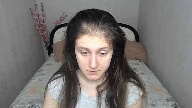 Snapshot of Holliy_Cooper chatting on June 3, 2026, 8:48 am Holliy Cooper online show from June 3, 2026, 8:48 am