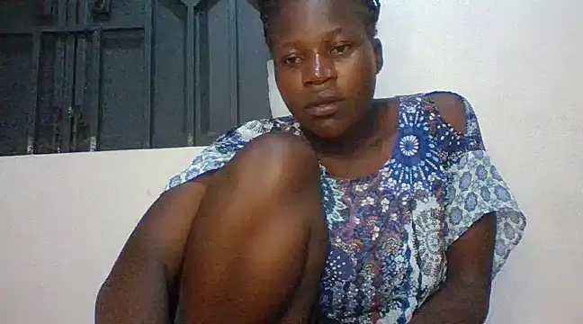 prettychic5 online show from March 12, 2025, 6:11 pm