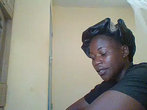 prettychic5 online show from February 9, 2026, 8:45 am