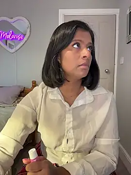 RoseMelanie online show from November 30, 2025, 8:26 am