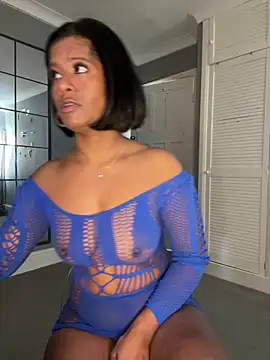 RoseMelanie online show from March 18, 2025, 8:50 am