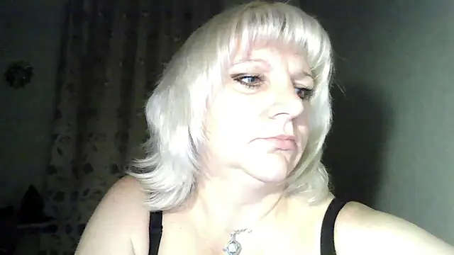 MeilomaWesa online show from October 27, 2025, 2:51 pm