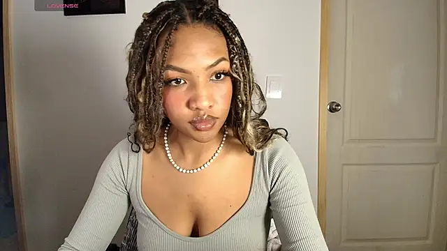 im alivys  online show from July 17, 2026, 11:57 pm