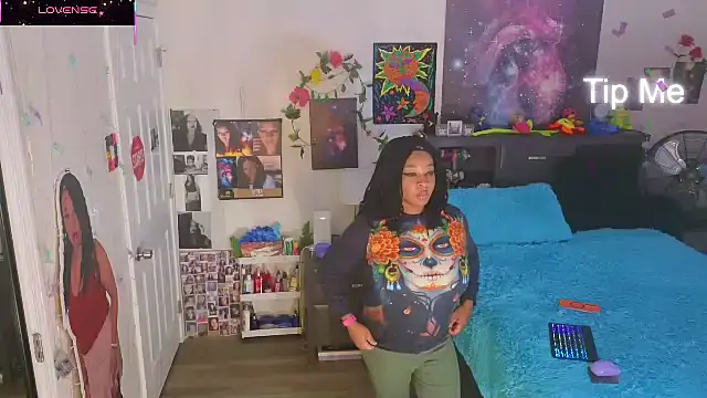 temptressbeauty24 online show from October 29, 2025, 4:00 am