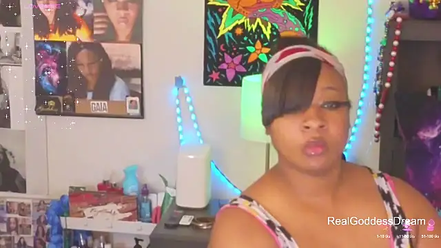 temptressbeauty24 online show from February 5, 2026, 2:18 am