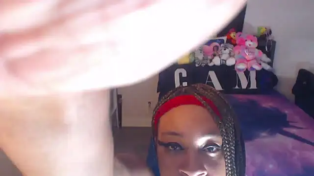 temptressbeauty24 online show from February 26, 2026, 4:07 pm