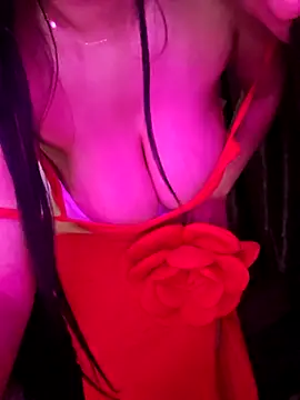 Snapshot of Zeina2024 chatting on March 25, 2026, 11:36 pm Zeina2024 online show from March 25, 2026, 11:36 pm