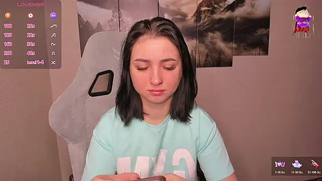 Snapshot of Sourr_Lollipop chatting on March 15, 2026, 12:17 am Sourr Lollipop online show from March 15, 2026, 12:17 am