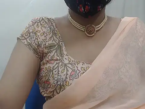 Lovely Siri 23 online show from March 1, 2026, 9:42 am