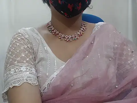 Lovely Siri 23 online show from November 14, 2025, 6:17 am