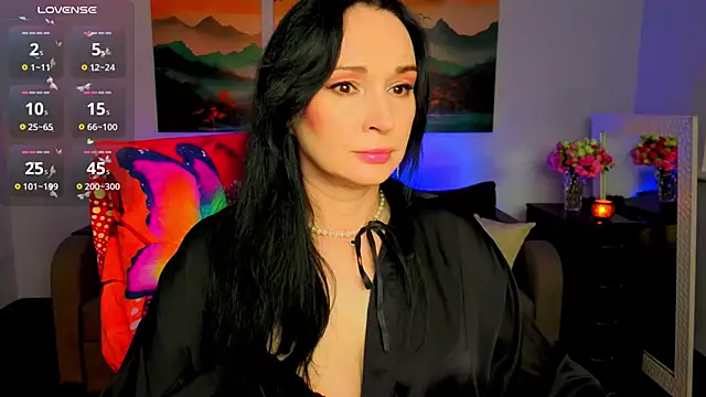 Sofia Ford online show from June 10, 2026, 12:17 pm