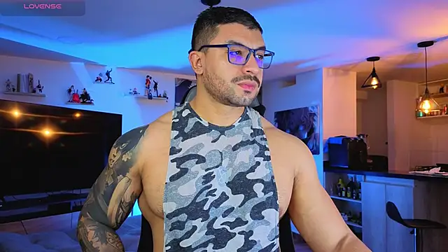 Michael Diamond online show from October 7, 2025, 1:50 am