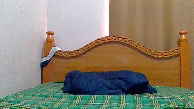 sweet-fancy online show from March 4, 2026, 7:38 am