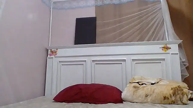 sweet-fancy online show from July 1, 2026, 10:37 am
