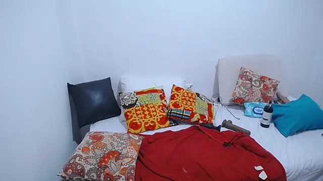 Valentinaa mature online show from July 2, 2026, 3:23 am