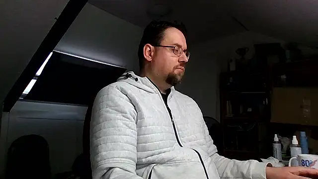 rdewaard81 online show from January 16, 2026, 8:07 am