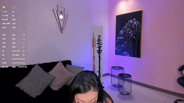 LizzHamilton   online show from February 21, 2026, 5:04 pm