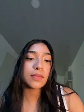 Bellafr online show from December 23, 2024, 11:06 pm