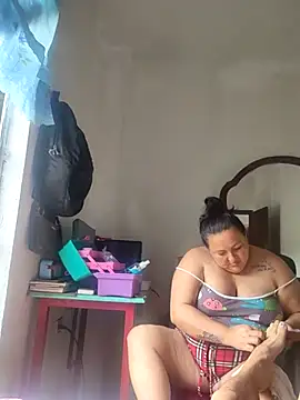 Snapshot of Somospareja1987 chatting on September 28, 2025, 4:36 pm Somospareja1987 online show from September 28, 2025, 4:36 pm