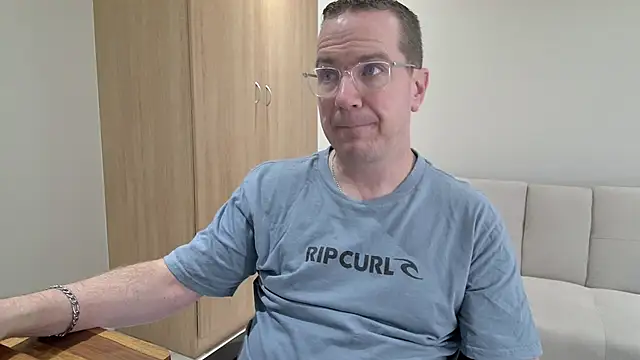 BrettJ81 online show from April 28, 2026, 2:54 pm
