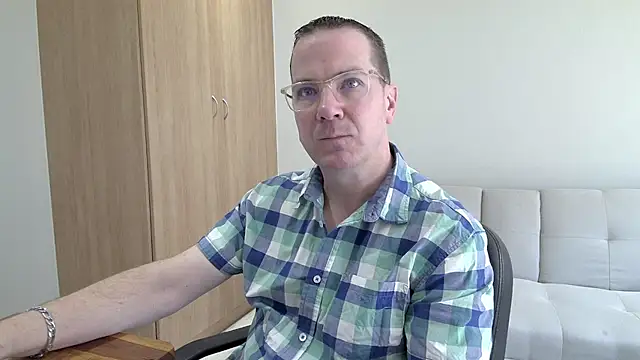 BrettJ81 online show from September 13, 2025, 9:53 am