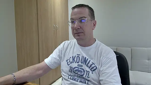 BrettJ81 online show from February 28, 2026, 2:17 pm