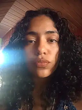 savanahottie online show from July 29, 2026, 1:21 pm