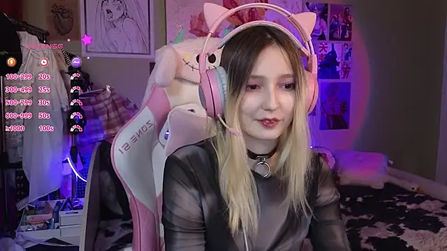 Evie Ro online show from February 6, 2025, 9:06 pm