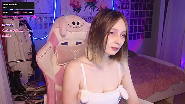 Evie Ro online show from October 12, 2025, 8:54 pm