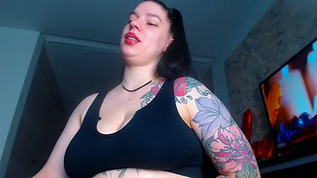 Laya Moon online show from November 13, 2025, 6:06 am